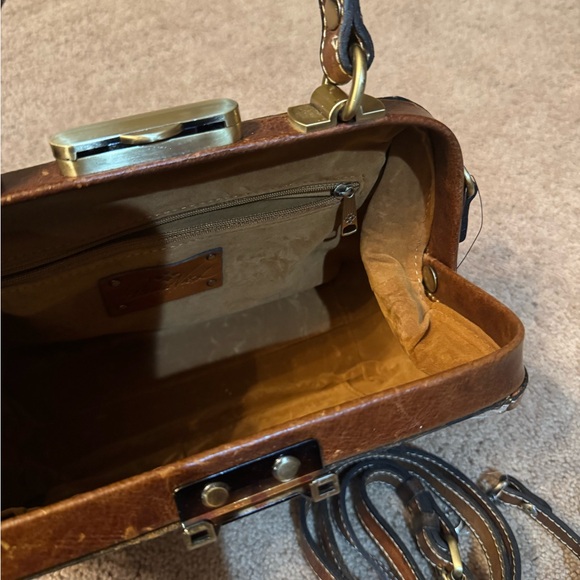 Patricia Nash Brown and Cream Floral Shoulder Bag - Picture 7 of 10